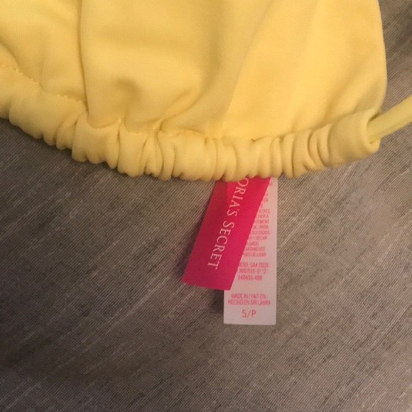 Bathing suit - Picture 2 of 2